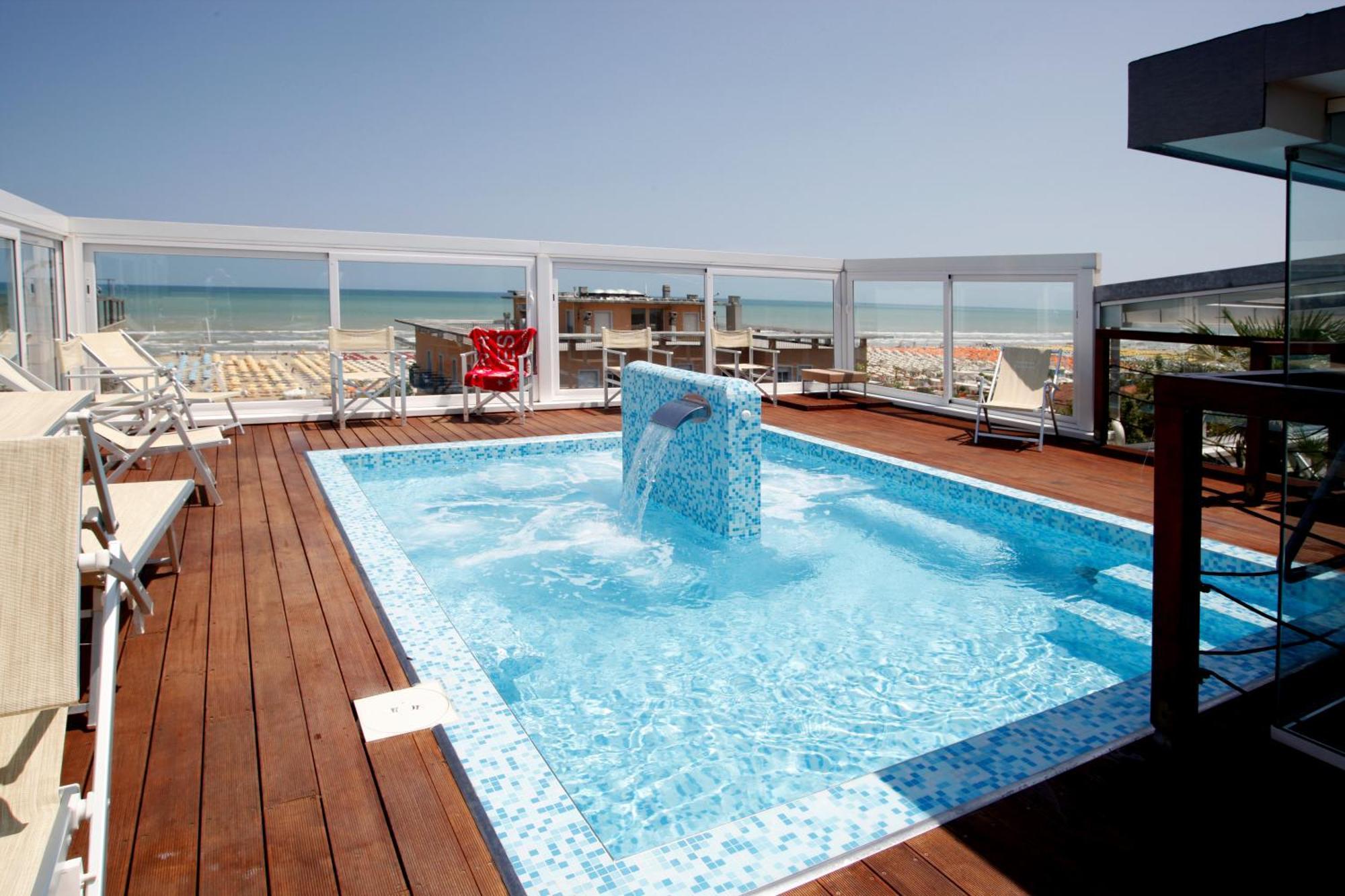 Hotel Panama Majestic Rimini Exterior foto